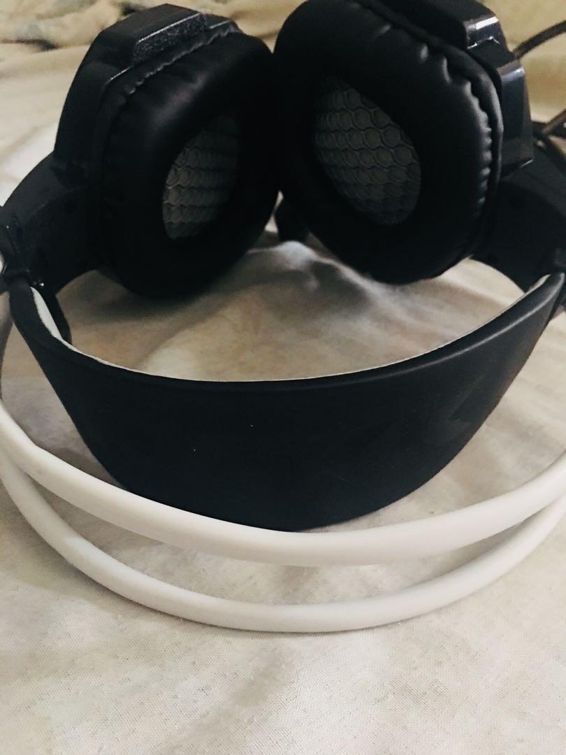 RAKK DAGUOB ILLUMINATED GAMING HEADSET WHITE Video Gaming Gaming