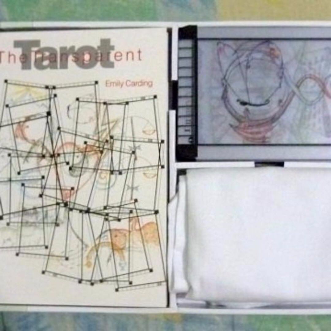 收藏）The Transparent Tarot 透明塔羅牌(with cards) - Emily Carding