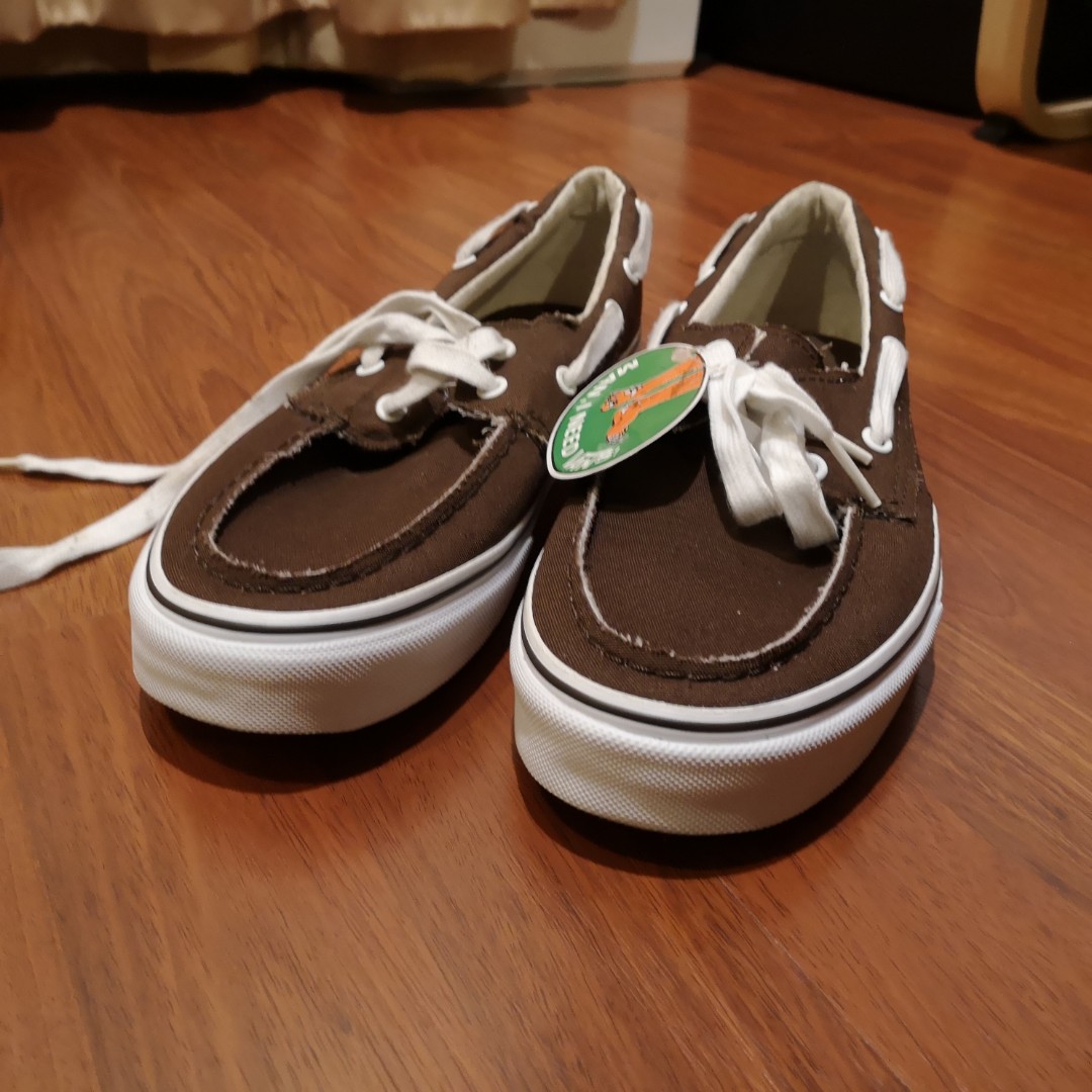 Vans Zapato Del Barco size 10, Fesyen Pria, Sepatu di Carousell