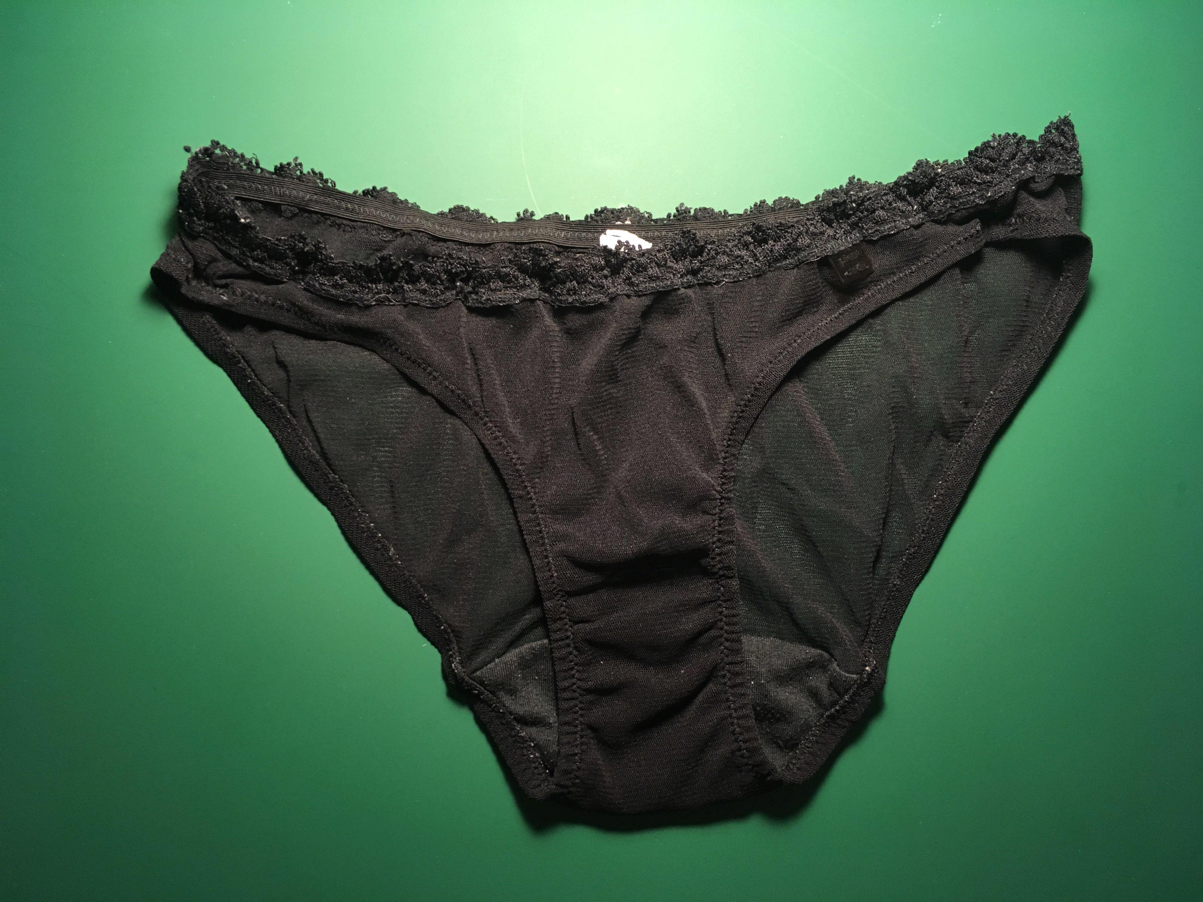 Wear panties. Worn panties. Used pantyliners Micro. Нижнее белье 52 размера.