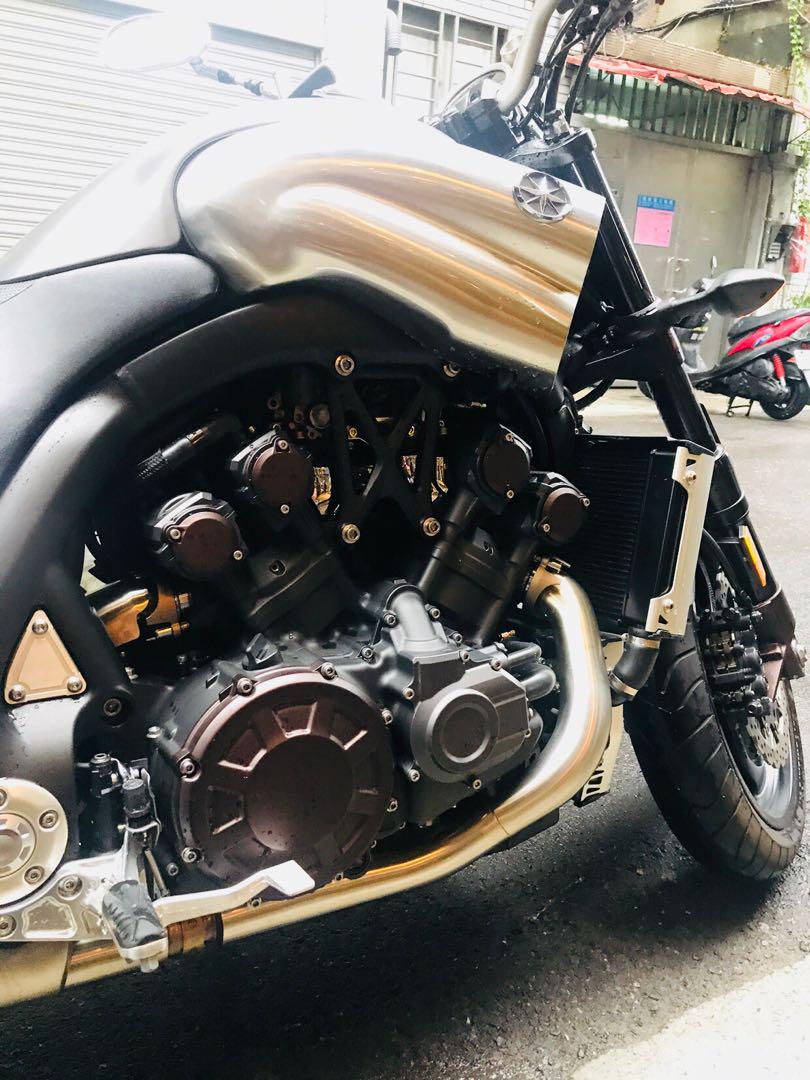 16年yamaha 大魔vmax 1700 Abs 只跑八千多公里可分期免頭款可換車 機車 重機在旋轉拍賣