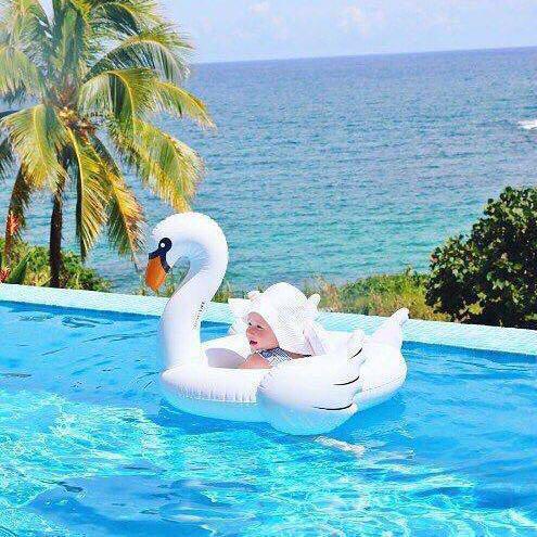 baby swan float