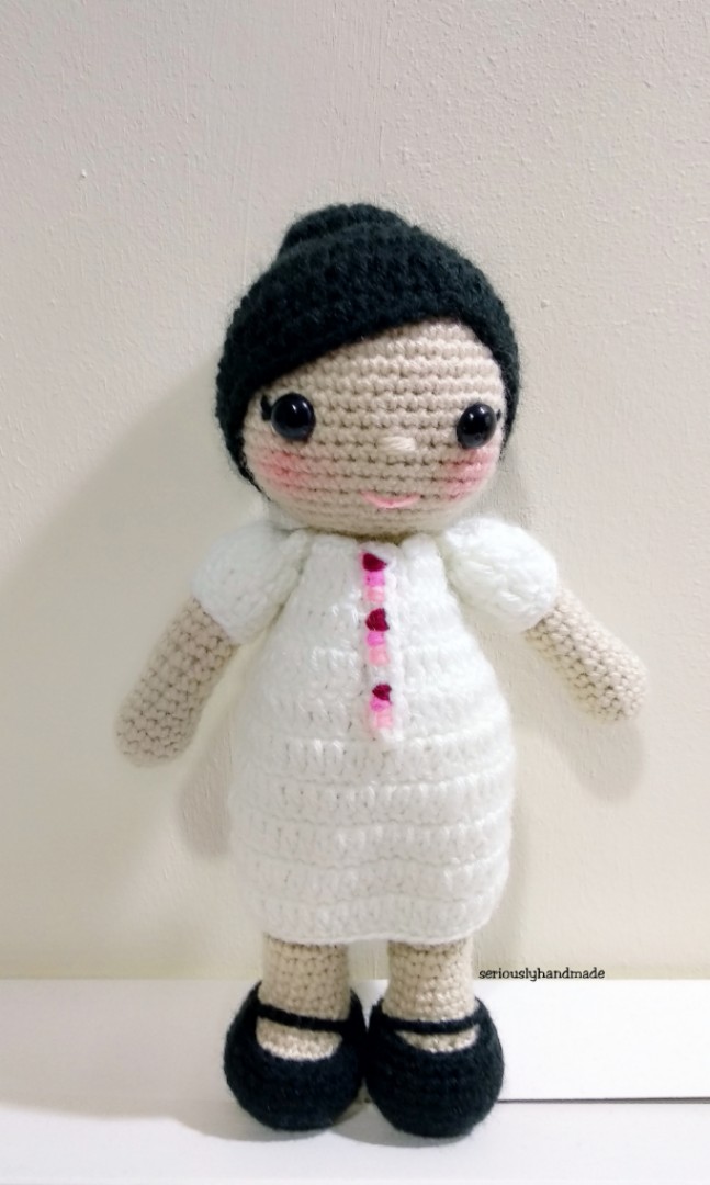 crochet nurse doll