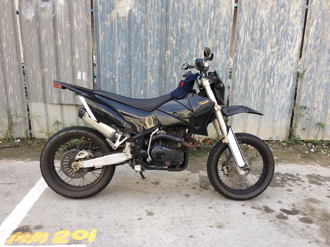 Demak outlet scrambler 150cc