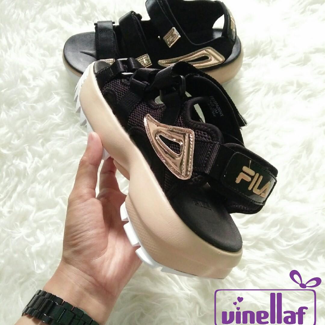 Fila Disruptor Sandal Black Gold Original, Fesyen Wanita, Sepatu di  Carousell