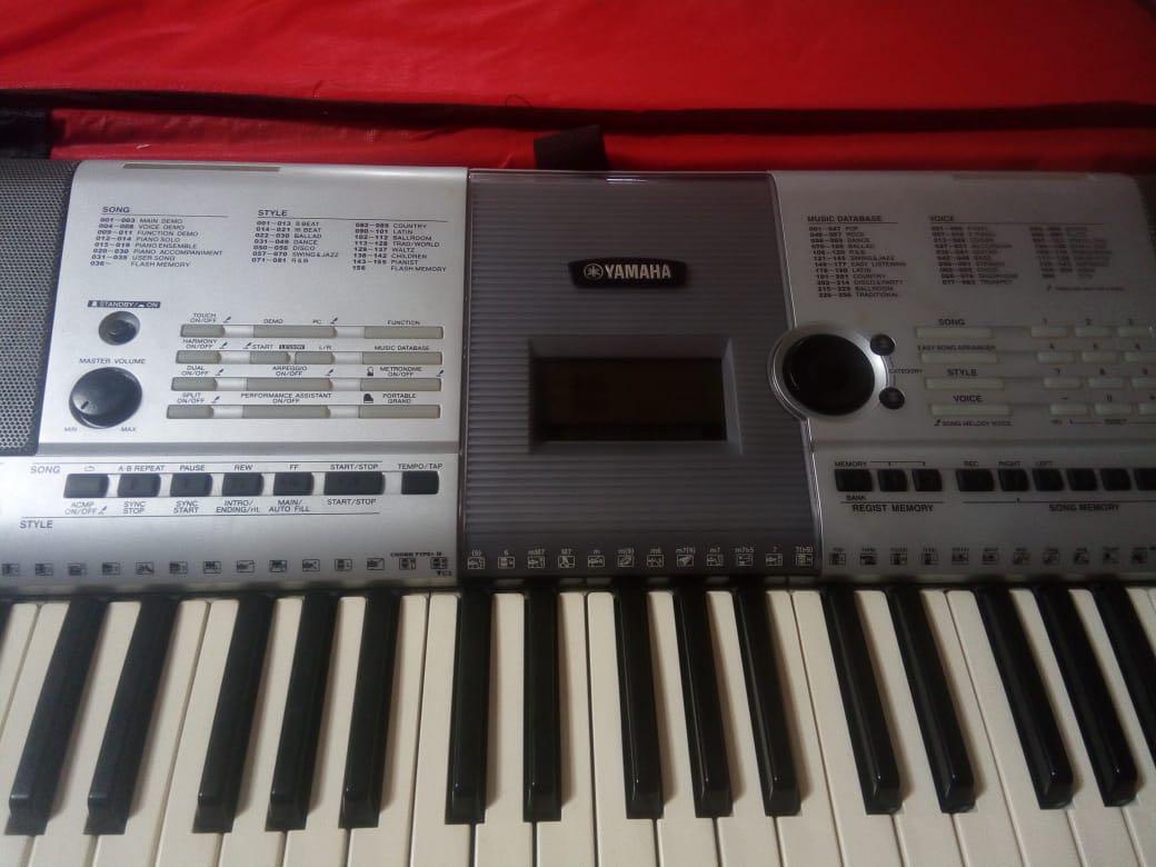 YAMAHA 電子ピアノ 電子キーボード PSR-E403 - 鍵盤楽器