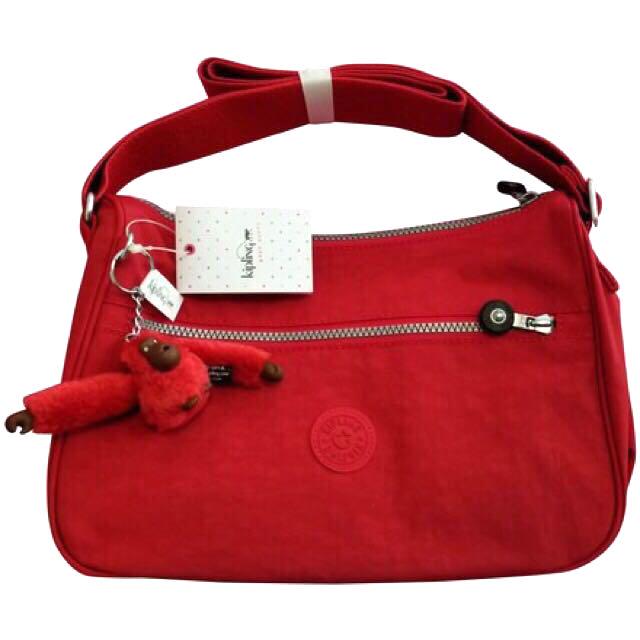 red kipling bag
