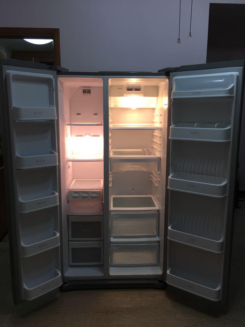 LG Fridge Freezer, TV & Home Appliances, Kitchen Appliances