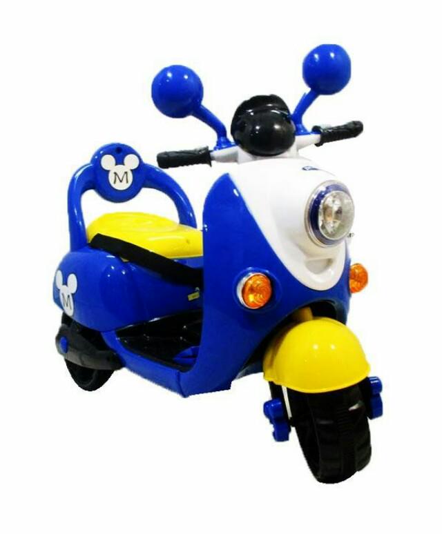 Motor Aki Scoopy Mickey, Toys & Collectibles, Mainan di Carousell