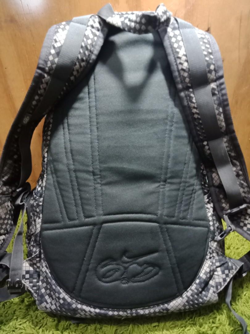 6.0 triad backpack grey black, Fesyen Pria, Tas & di