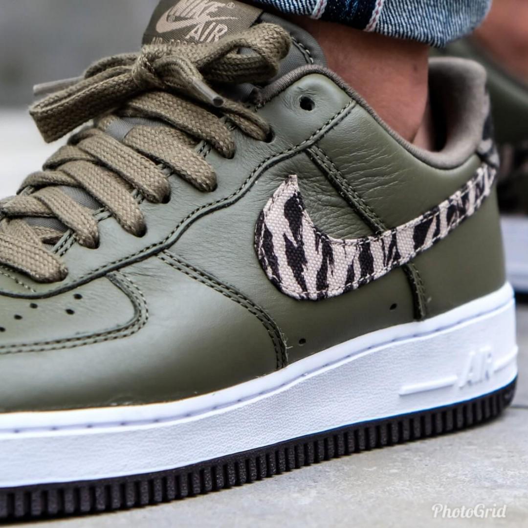 SALE Nike Air Force 1 Low PRM