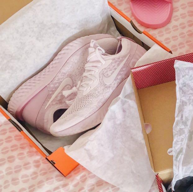 Women's nike epic react flyknit pearl pink hotsell