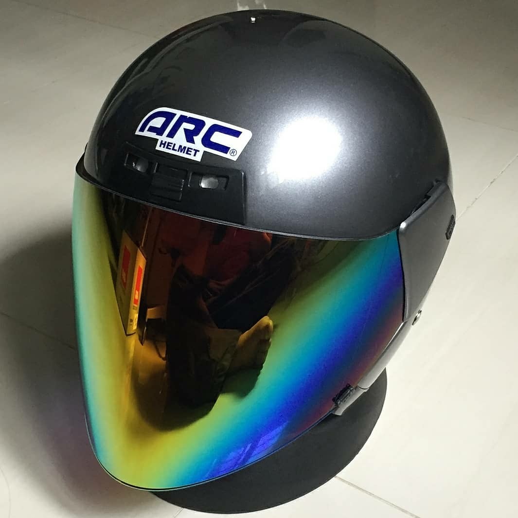 Arc Astro Helmet, Motorcycles, Motorcycle Accessories on Carousell