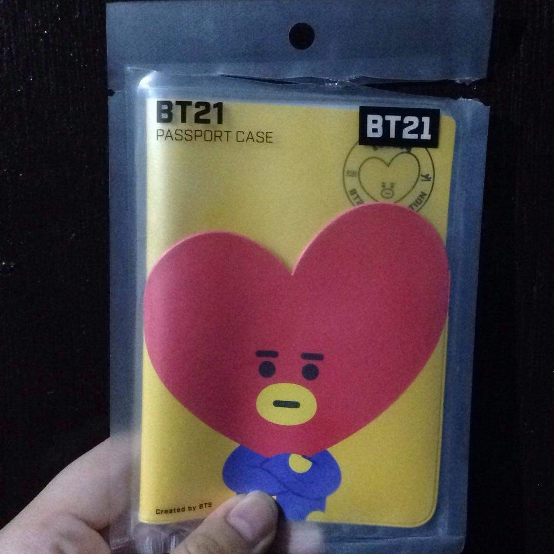 OFFICIAL BT21 Tata passport case, Hobbies & Toys, Memorabilia