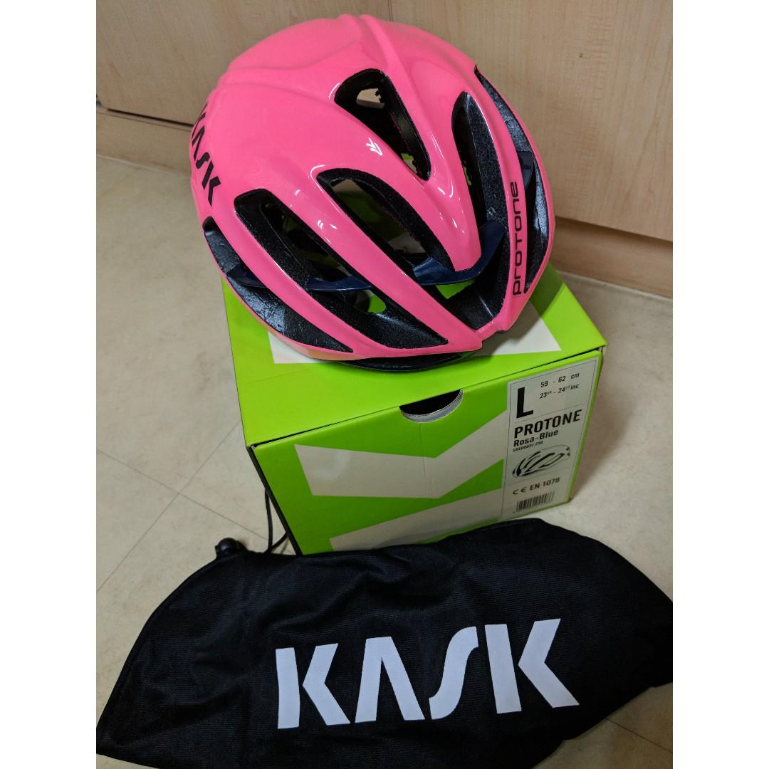 Aardbei video deur ORIGINAL Kask Protone Road Helmet - PINK/NAVY BLUE (L), Sports Equipment,  Bicycles & Parts, Bicycles on Carousell