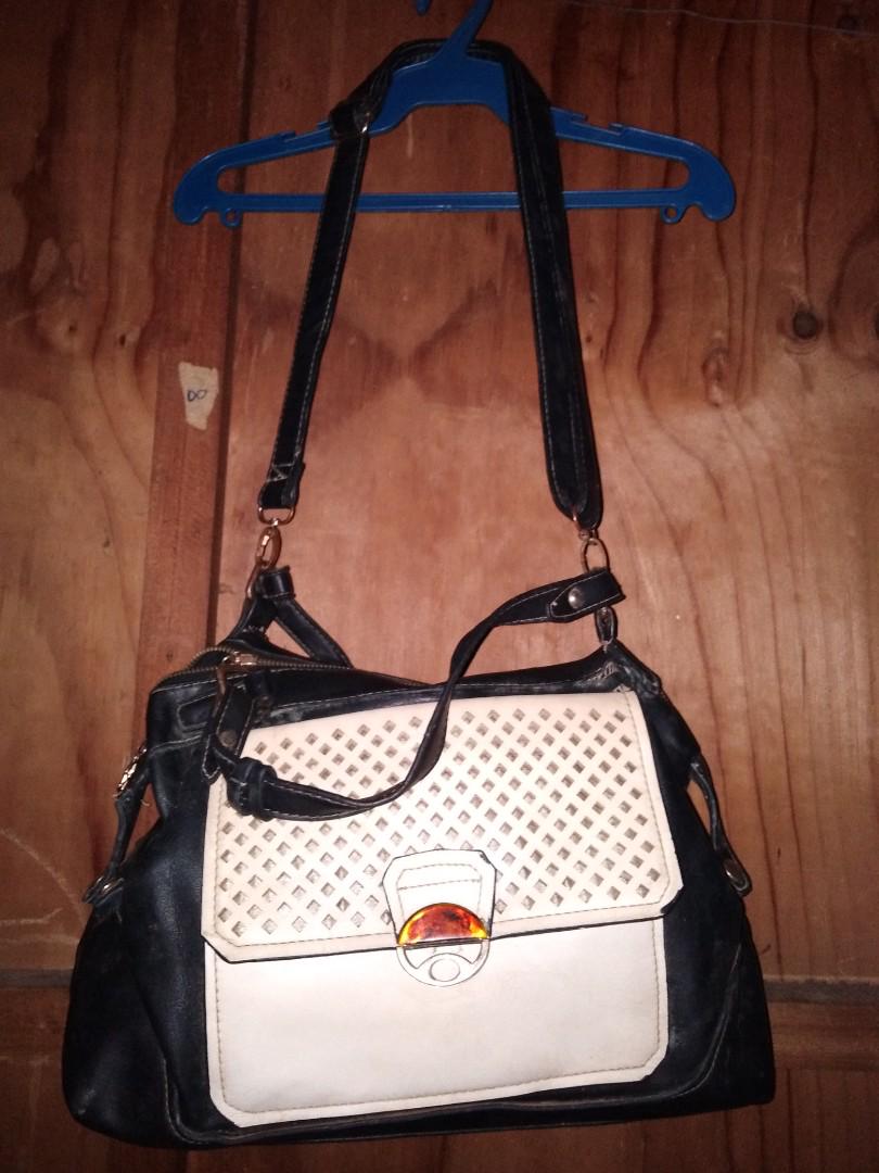 k cross sling bag