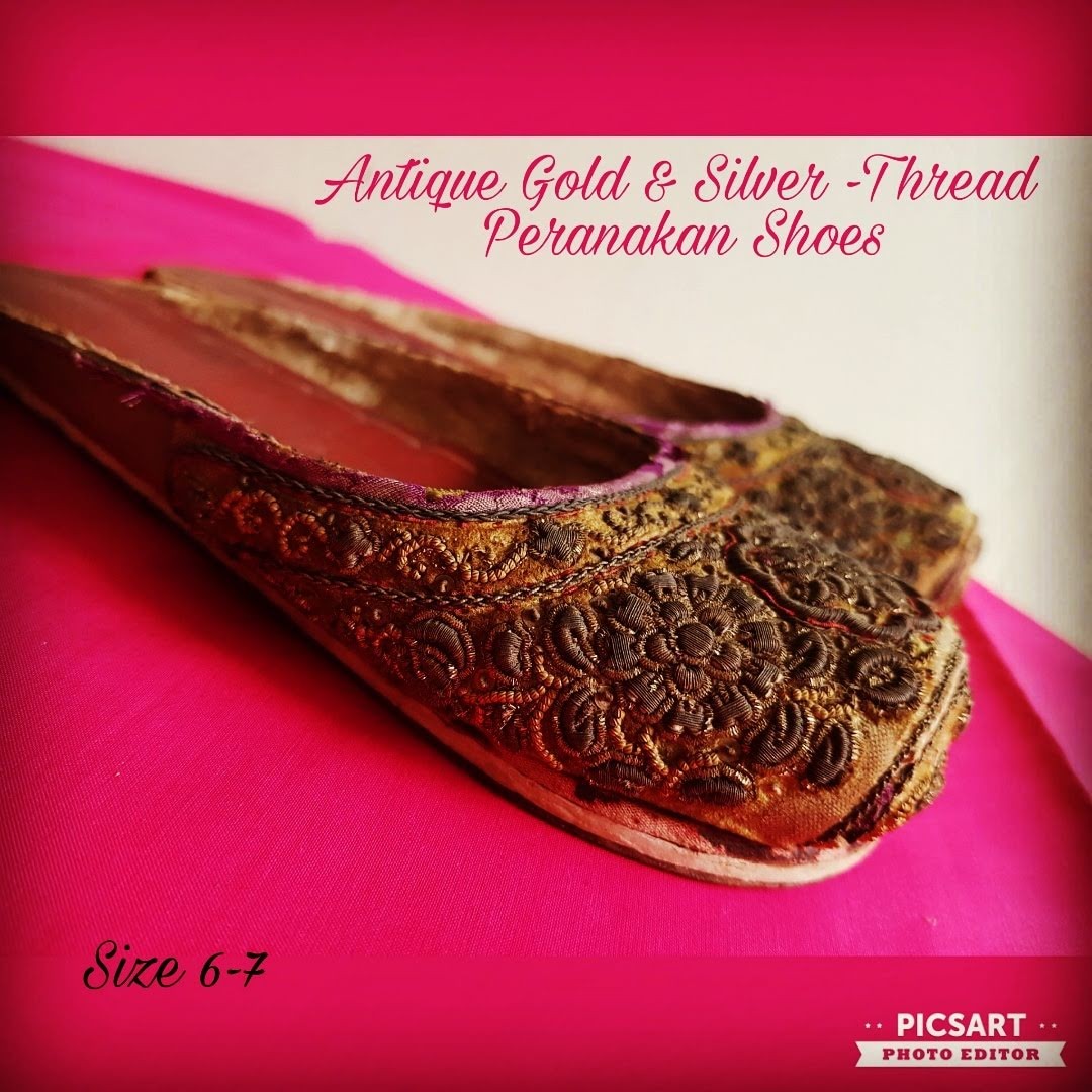 Antique gold shoes discount wedding