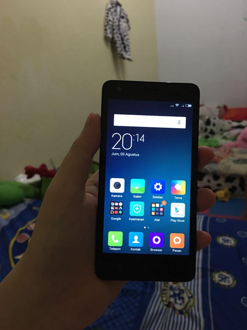Second Batangan Hp Xiaomi Redmi 2 1 8 Telepon Seluler Tablet Di Carousell