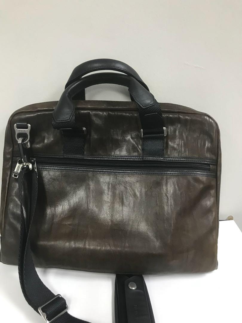 Tumi Aviano slim leather brief, Men's Fashion, Bags, Briefcases on ...
