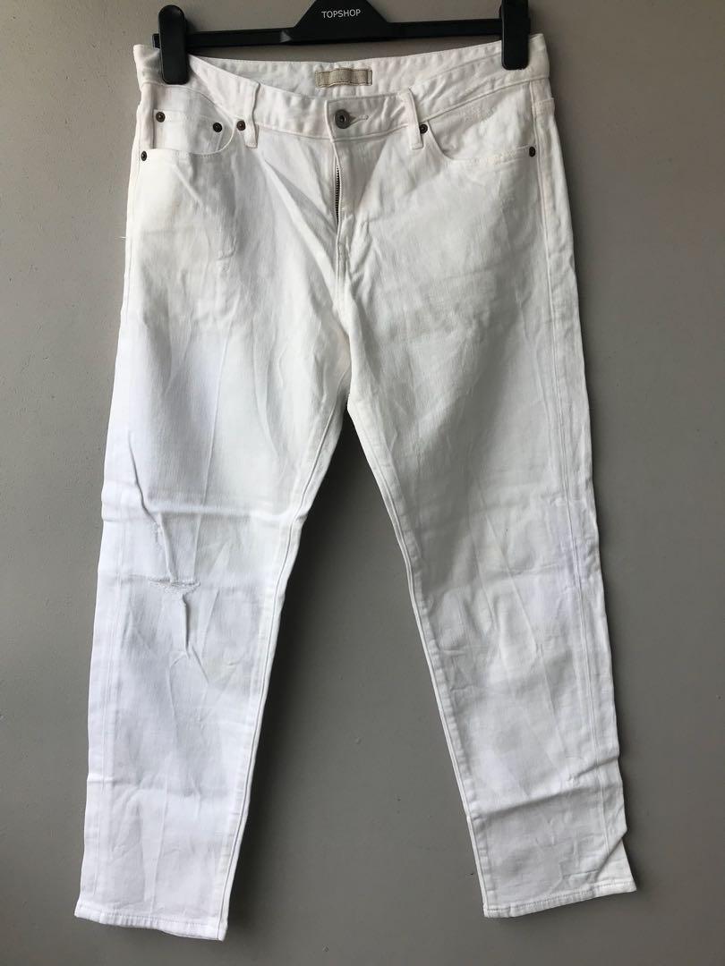 women's white boyfriend jeans