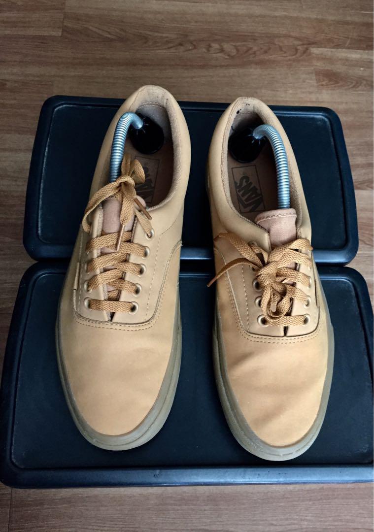Vans era deals vansbuck