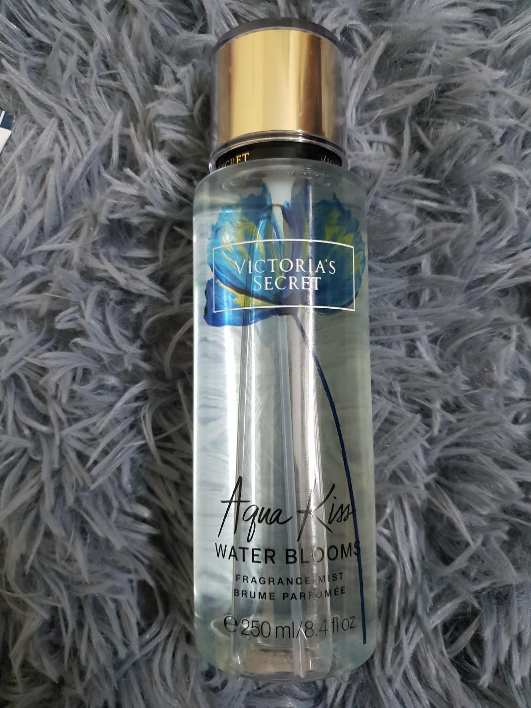 Victoria Secret Aqua Kiss Water Blooms 2024 favors