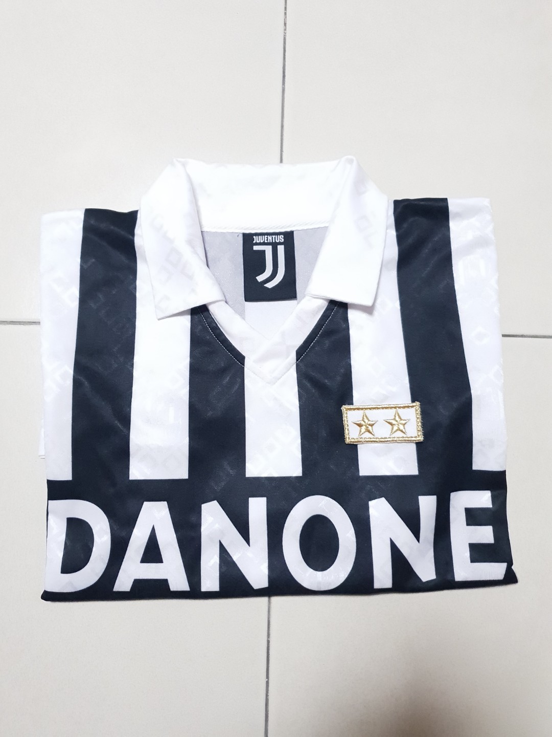 vintage juventus shirt