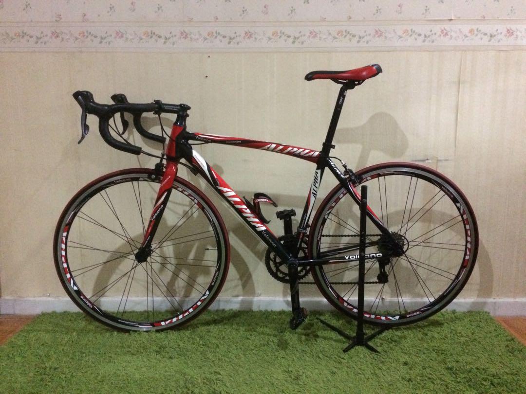 Volcano alpha road bike hotsell