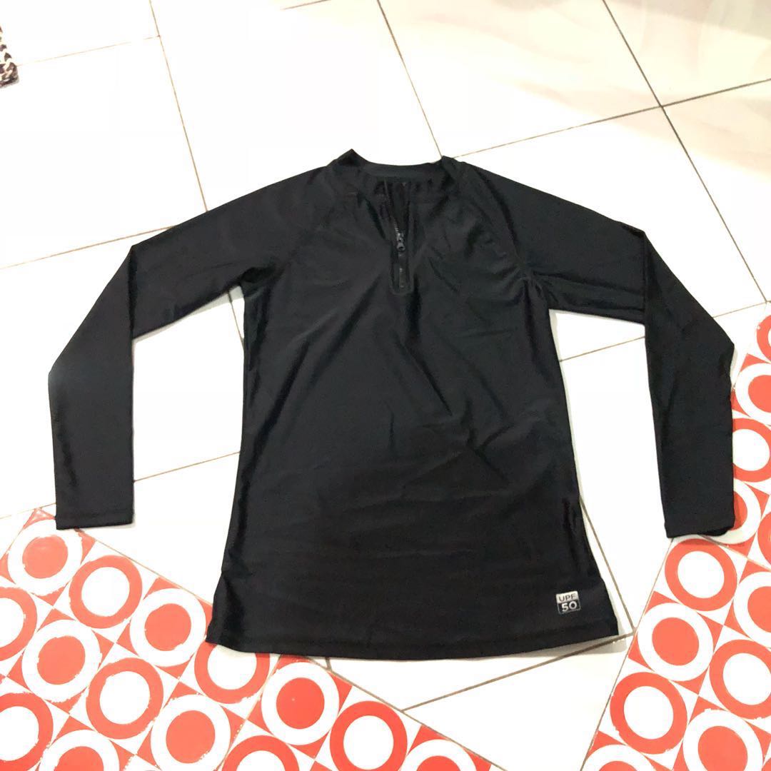 Bench rashguard black, Women's Fashion, Swimwear, Rash guard on Carousell