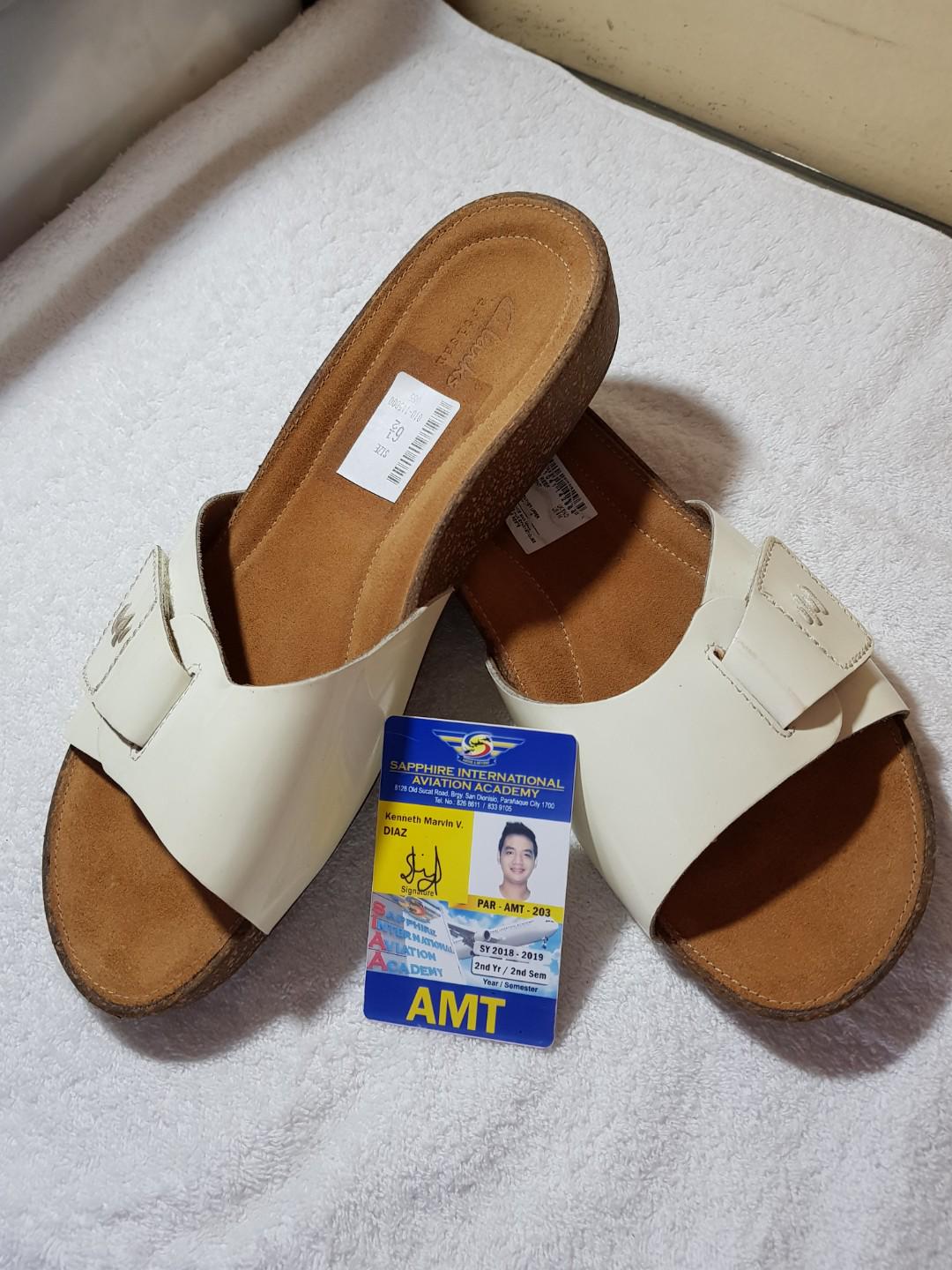 clarks sandals 2018