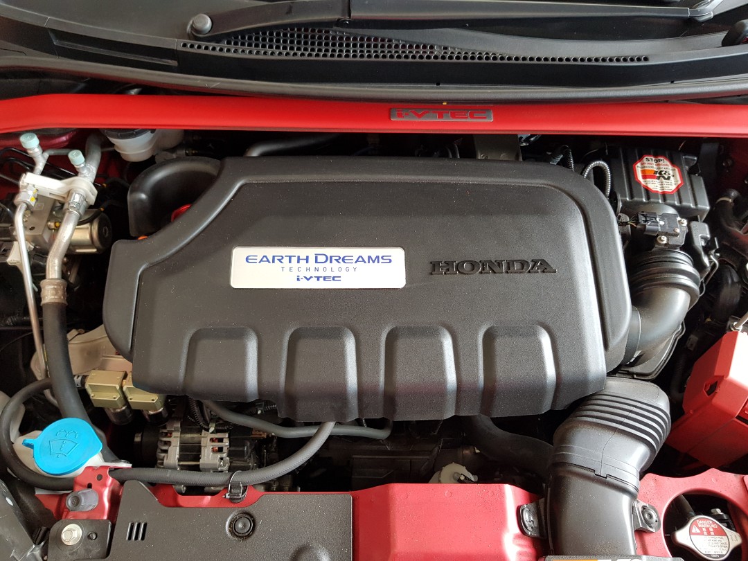 Honda L15B engine cover, Car Accessories, Accessories on Carousell