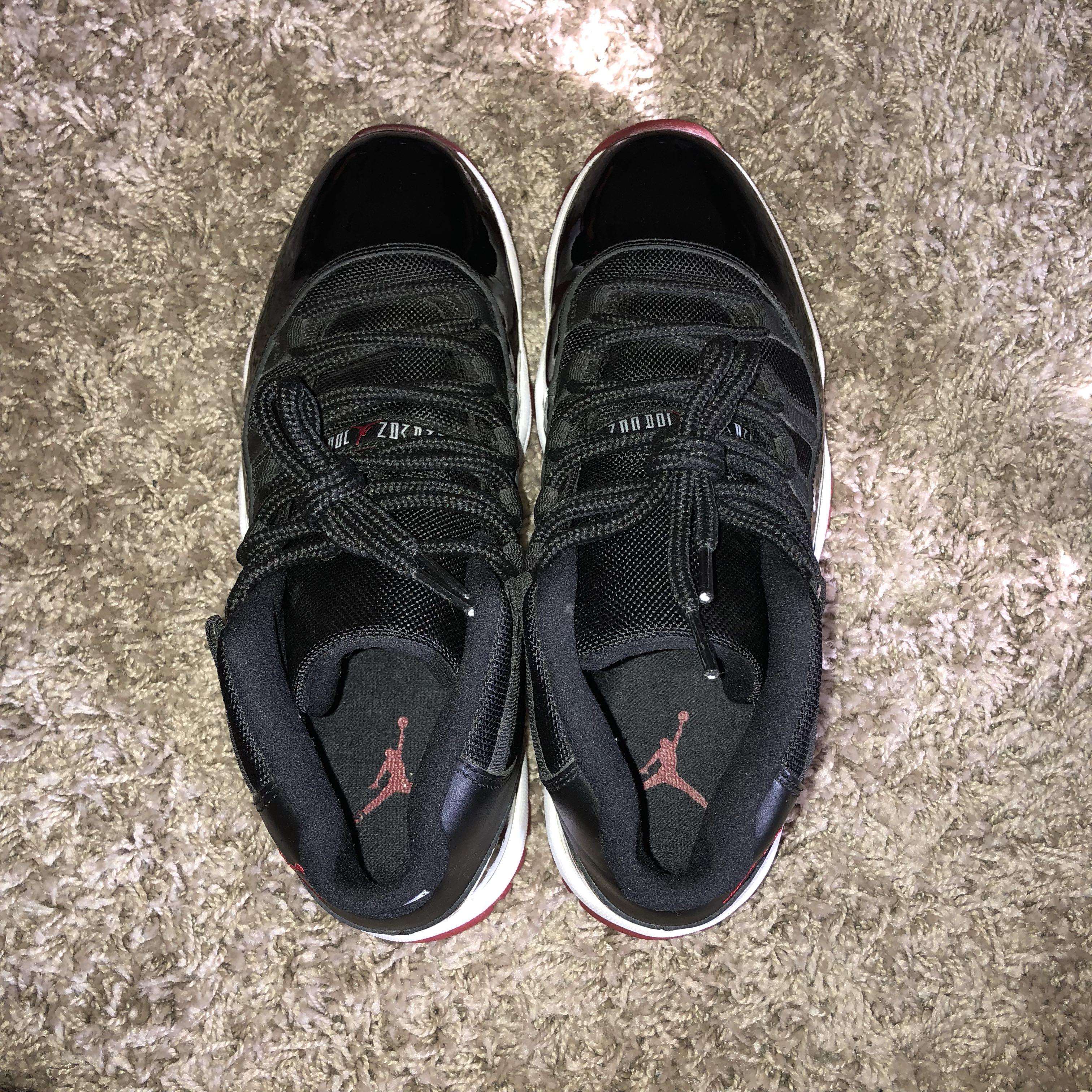 j11 bred on feet