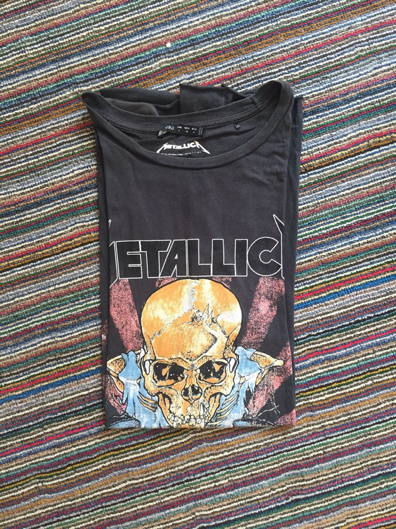Kaos Metallica By Bershka Fesyen Pria Pakaian Di Carousell