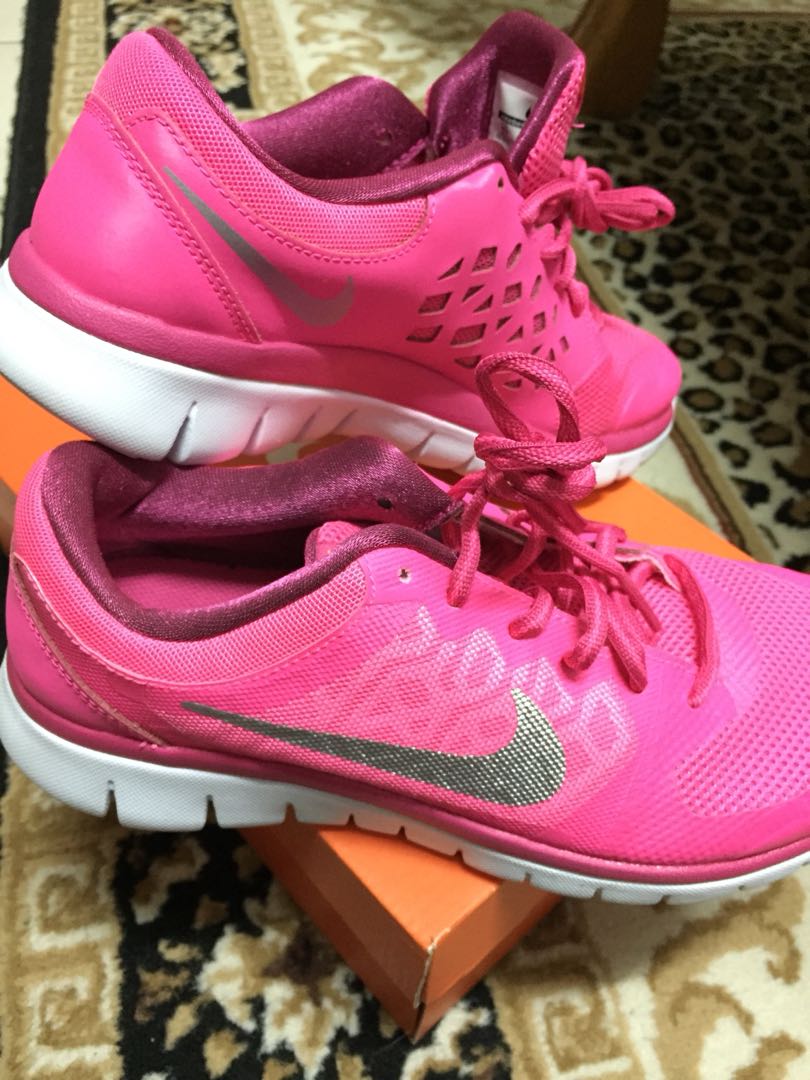 kasut nike pink