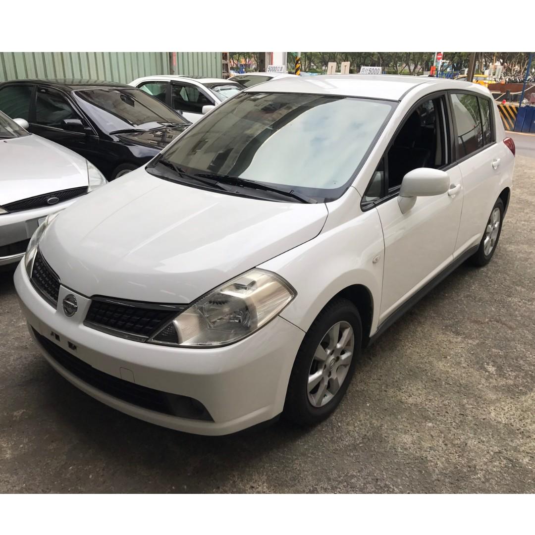 Nissan Tiida 中古車二手車y10 汽車 汽車出售在旋轉拍賣