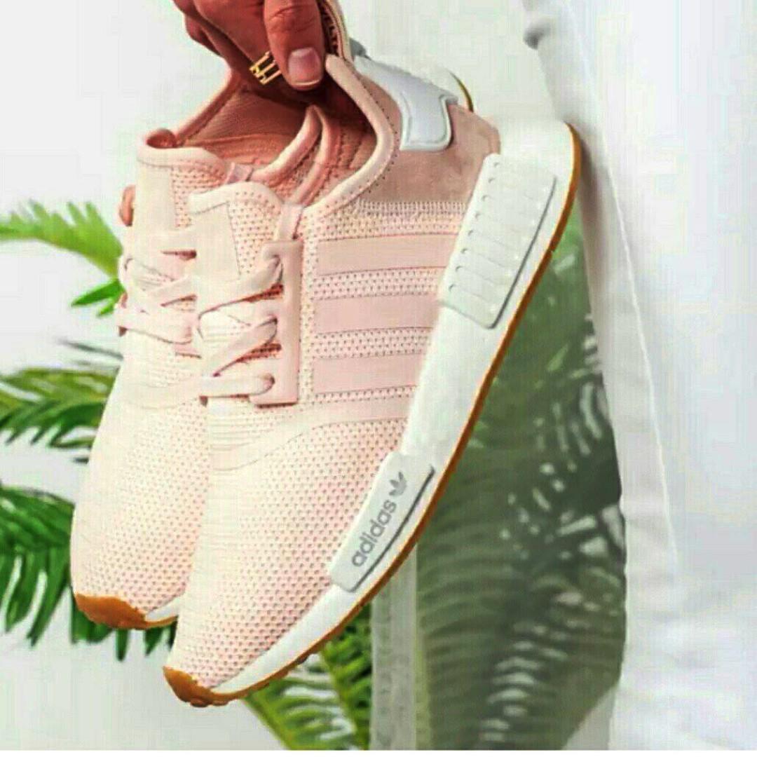 nike nmd pink