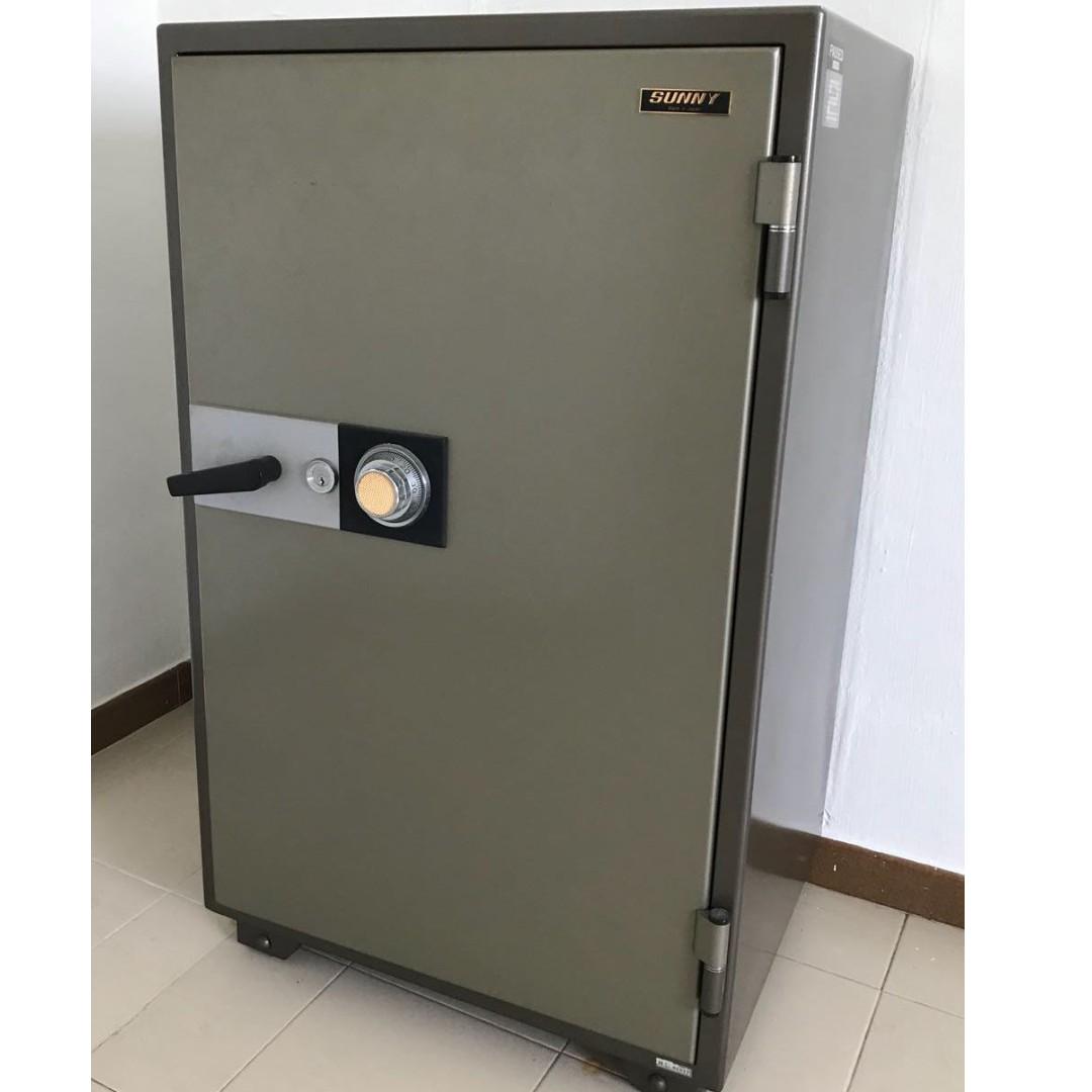 Safe Box Price Reduced For Quick Deal Furniture Others On Carousell