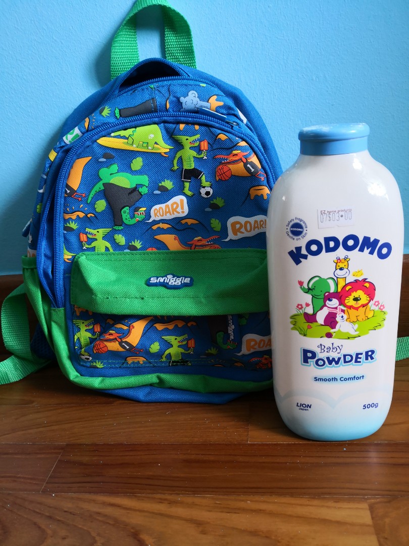 smiggle dinosaur bag