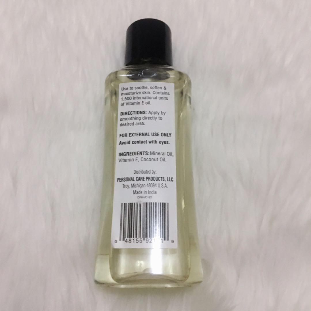 Vitamin E Skin Oil (Category: Vitamins & Supplements) located in Manila. Submitted by poeticallyinfamous (Listing ID 183060863, Image 2). Description: .