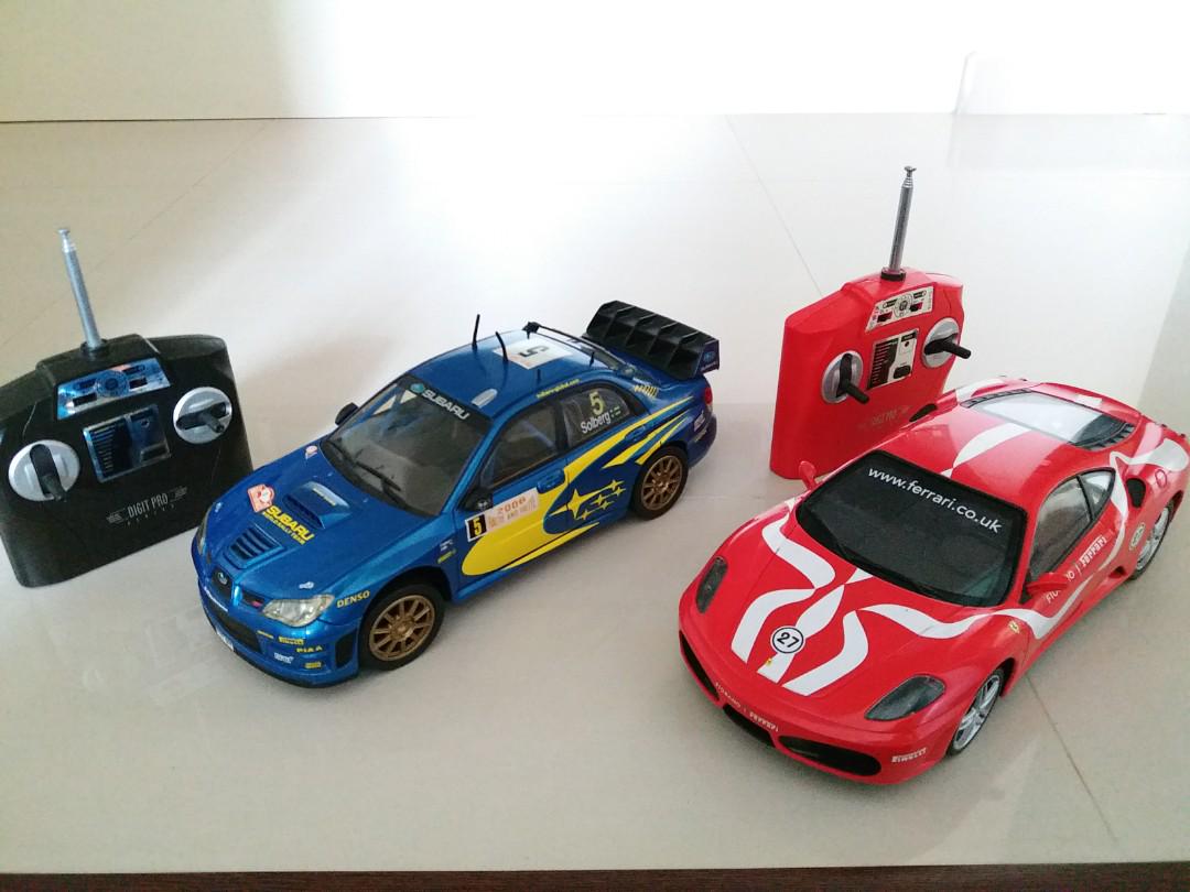 2x Digital Proportionate RC cars with accurate and nice details
