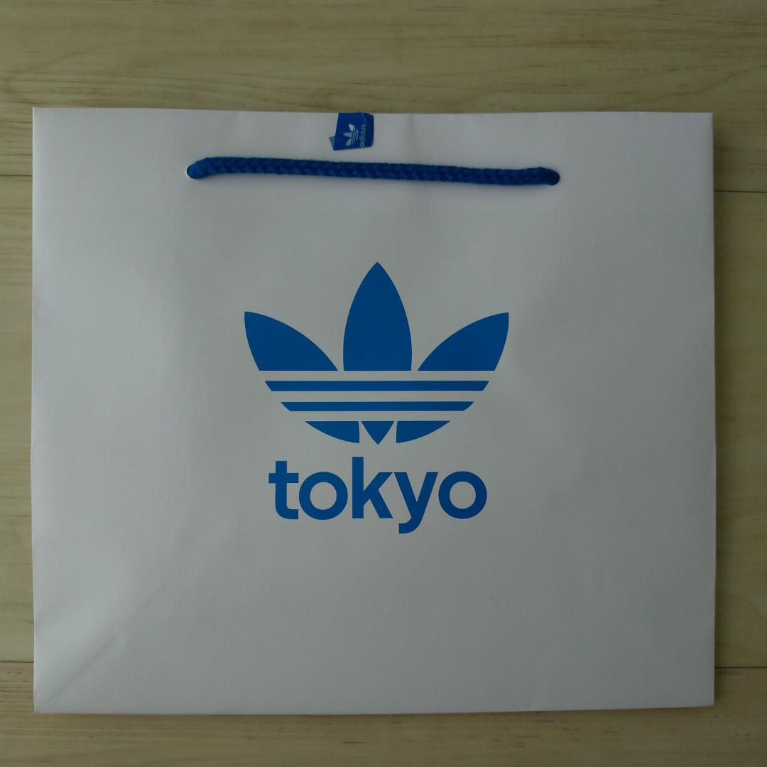 ADIDAS Paper Bag Carrier, Sports Equipment, Other Sports Equipment and  Supplies on Carousell