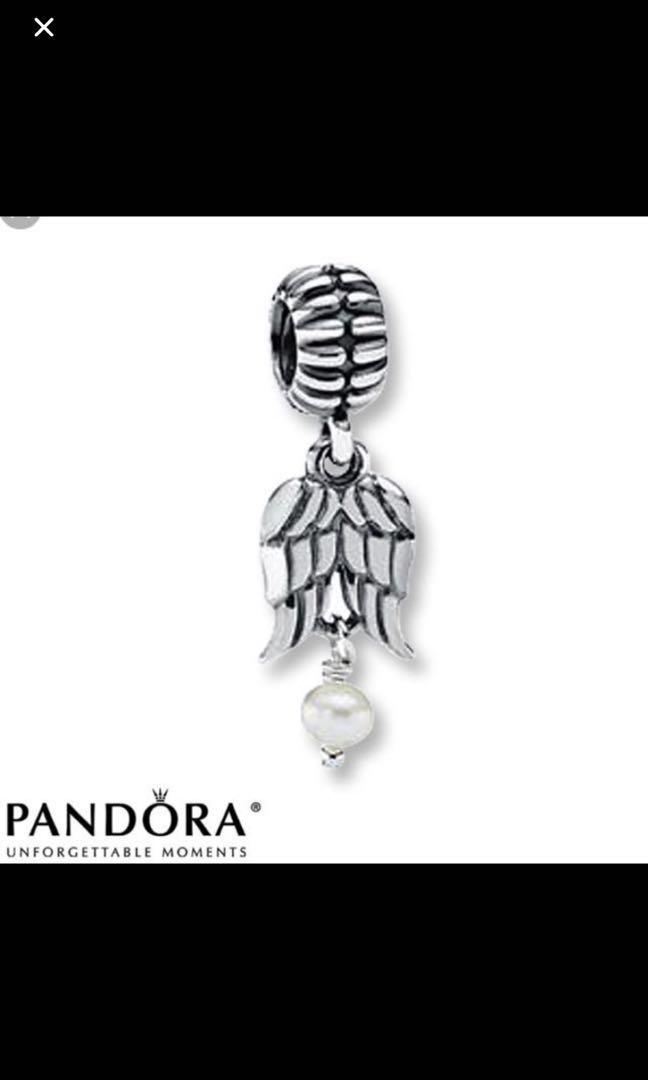 Pandora angel wing charm with pearl discount