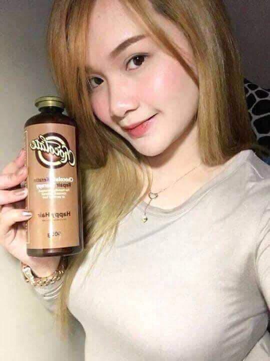 Chocolate Melon Keratin Shampoo and conditioner @ 350 each (Category: Hair) located in Mandaluyong City. Submitted by sheynme (Listing ID 178994654, Image 3). Description: CHOCOLATE MELON KERATIN SHAMPOO and CONDITIONER 500ml 🍫Much bigger...imagine 500ml! @ 350.00 each No need magpasalon mga beshies ! Hindi mo na kailangan mag pa Rebond ! Chocolate Keratin lang yan ! Sa mga ayaw sa maraming ek-ek brazillian blowout na super tagal gawin, super ma
