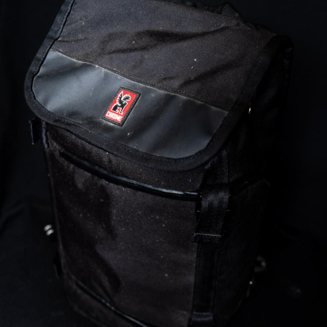 niko messenger bag