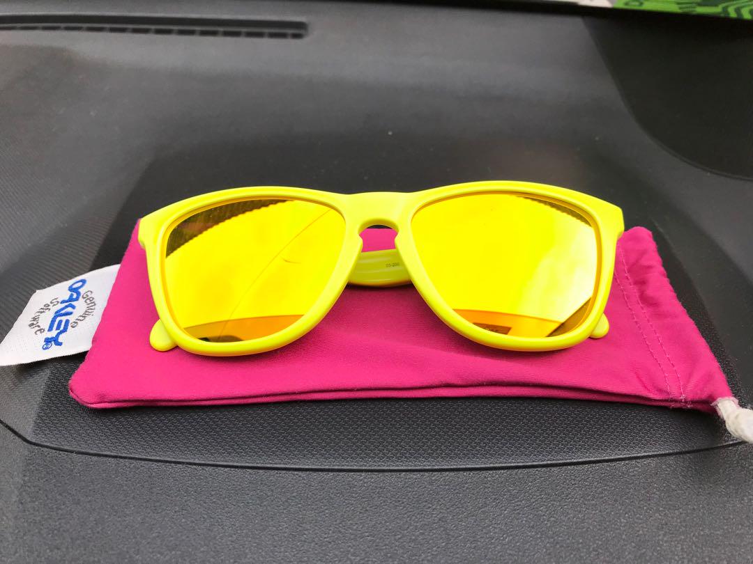 Frogskins Neon yellow, Men's Fashion, Watches & Accessories, Sunglasses &  Eyewear on Carousell