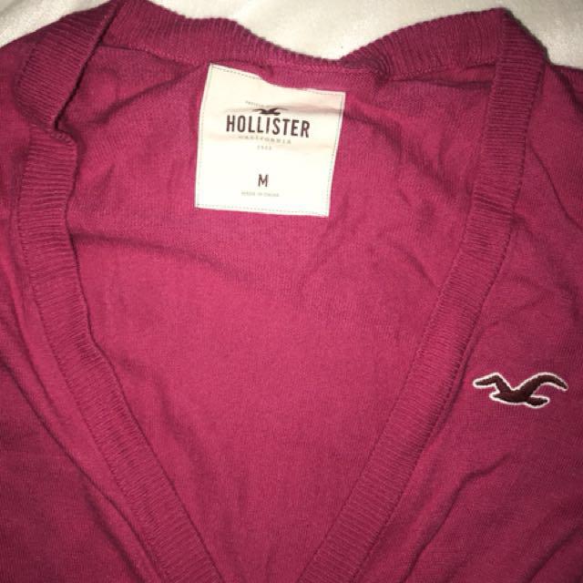 HOLLISTER Cardigan Hot Pink - Medium (Category: Coats, Jackets and Outerwear) located in Manila. Submitted by cemoi (Listing ID 140657390, Image 2). Description: Authentic Hollister In Good Condition Bought from Europe.