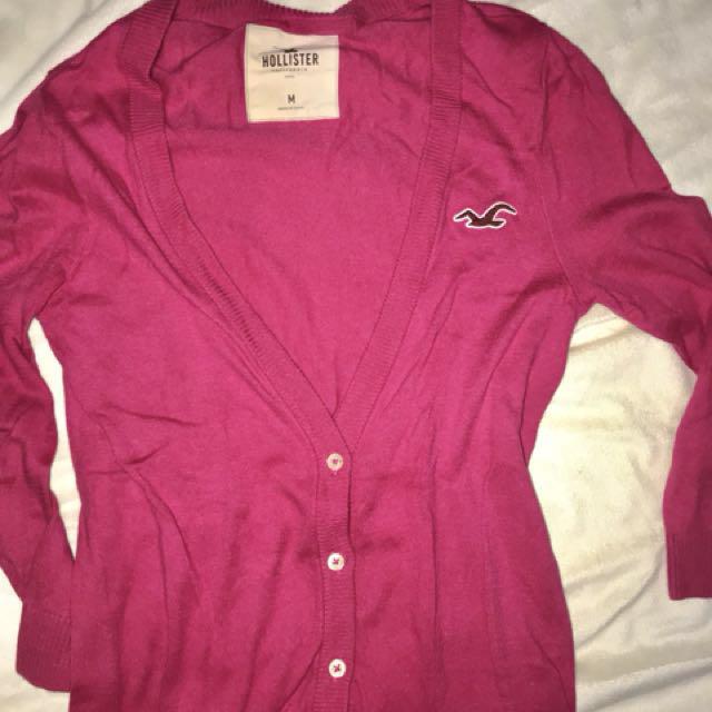 HOLLISTER Cardigan Hot Pink - Medium (Category: Coats, Jackets and Outerwear) located in Manila. Submitted by cemoi (Listing ID 140657390, Image 1). Description: Authentic Hollister In Good Condition Bought from Europe.