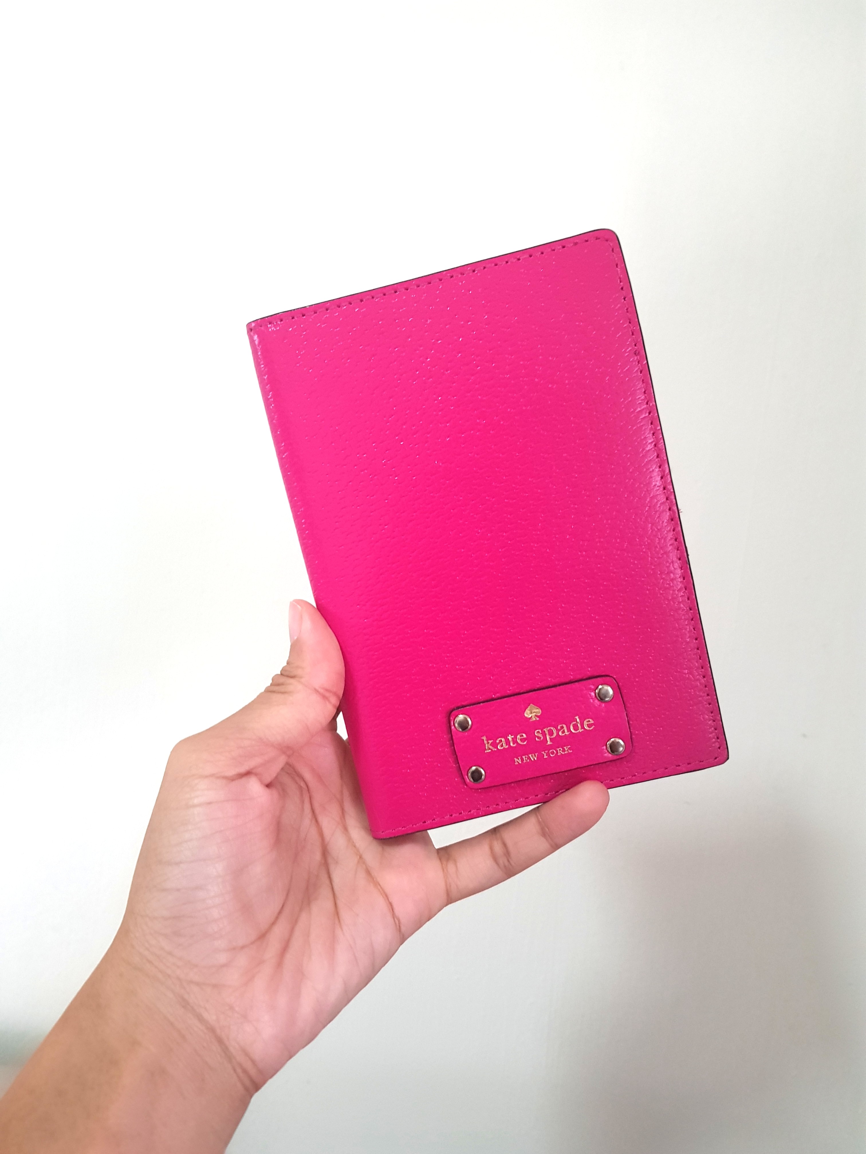 Kate Spade Passport Cover, Hobbies & Toys, Travel, Travel Essentials