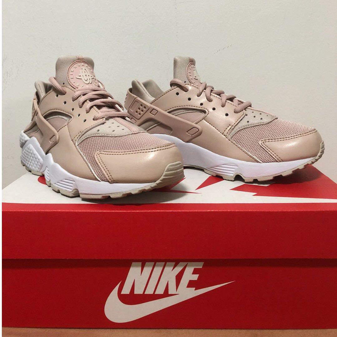 air huarache run beige