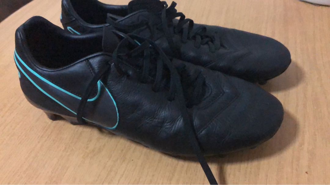 nike tiempo kangaroo